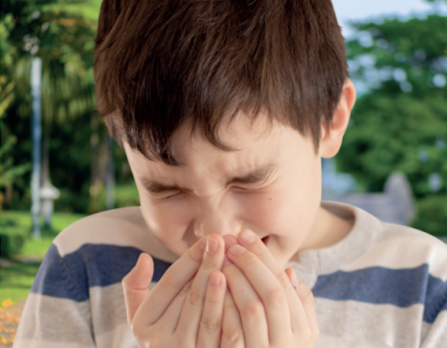 Solución electrolizada de superoxidación nasal con pH neutro en pacientes pediátricos con asma