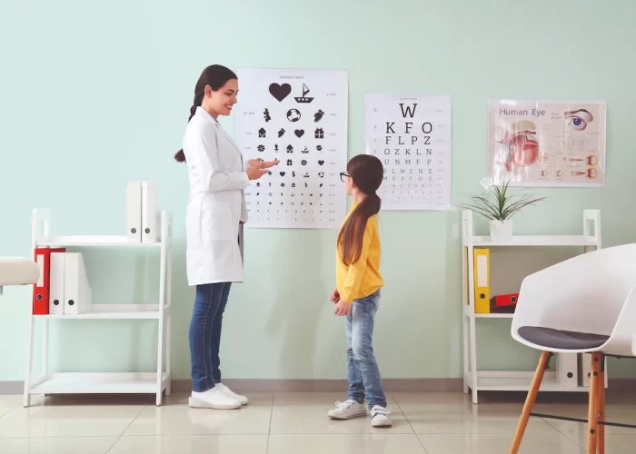 Pruebas de exploración para la evaluación oftalmológica en pacientes pediátricos para personal de primer nivel de salud