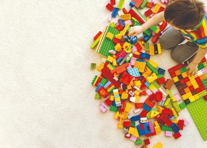 Lego y Roblox en el desarrollo infantil: perspectivas educativas y de salud mental